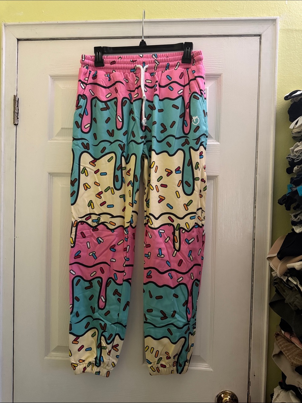 NWT Unisex Flexliving 🧁 Sprinkle inspired Terry Sweatpants size SMALL (28-30)